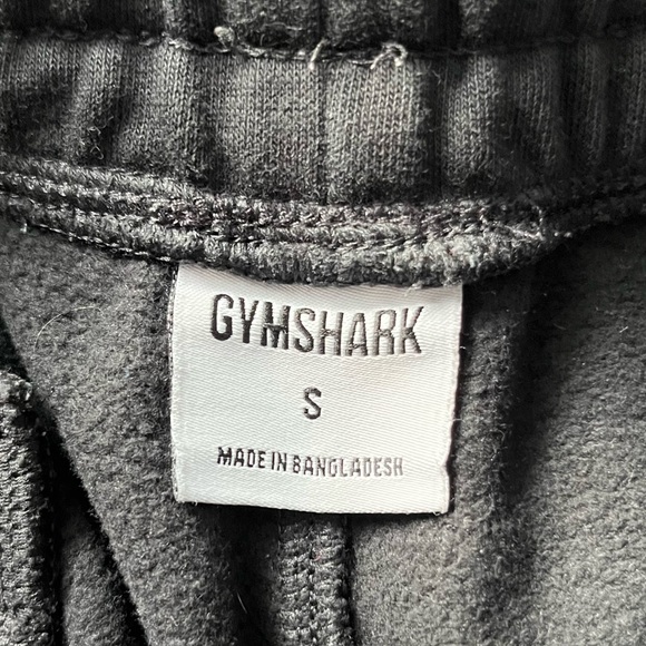 GymShark Shorts - Picture 3 of 3